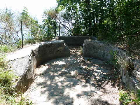 Loc. Monte Brione: piazzola