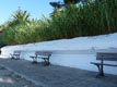 Spiaggia 'Punta San Martino': muro antisbarco